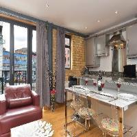 Storm Hotel Londres